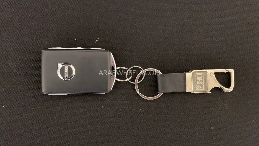 Volvo S90 2022 for Sale in Dubai Image-31