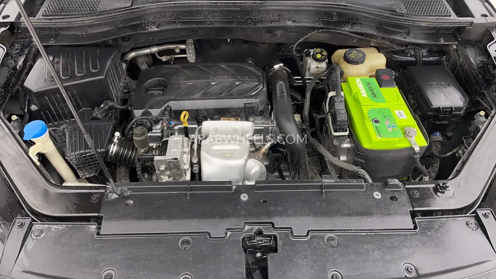 MG ZS 2023 for Sale in Dubai Image-9