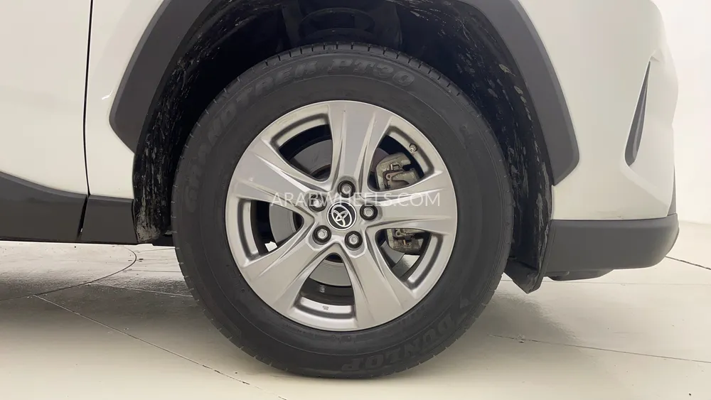 تويوتا راف 4 2023 for Sale in دبي Image-10