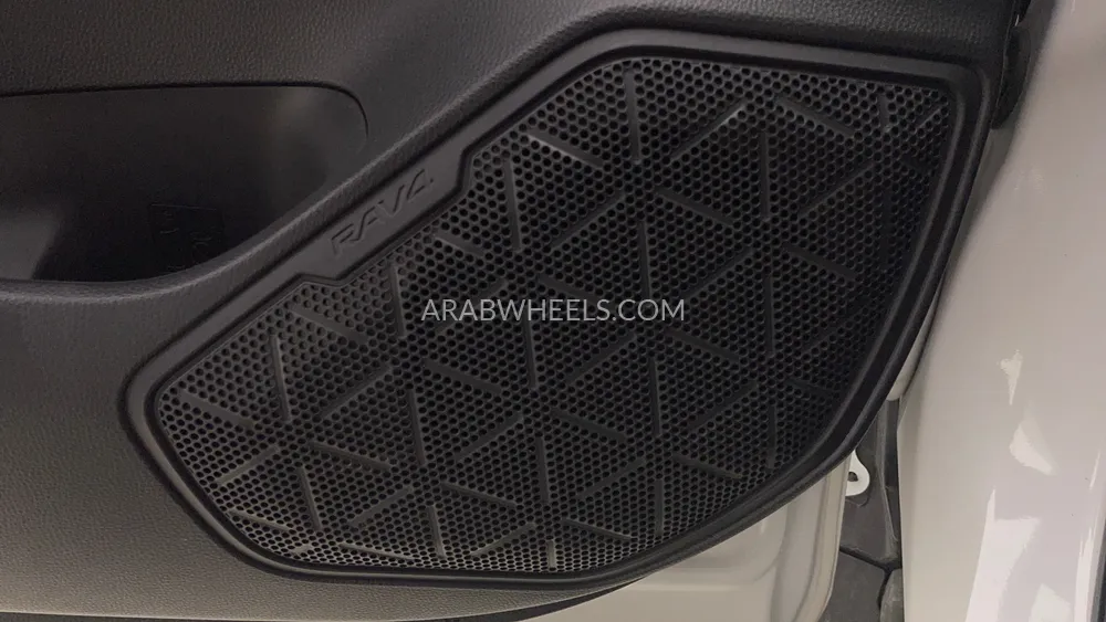 تويوتا راف 4 2023 for Sale in دبي Image-22