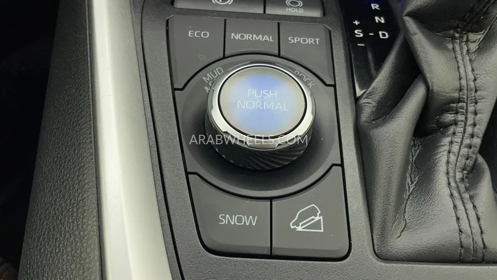 Toyota Rav4 2024 for Sale in Dubai Image-37