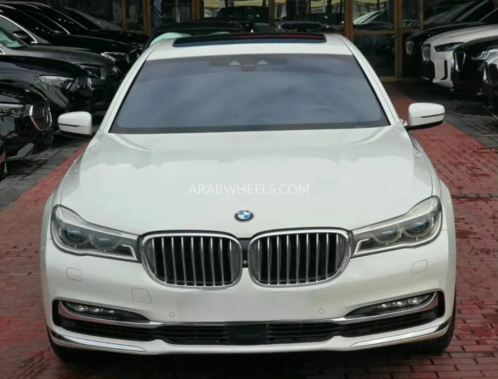 BMW 7 series 2016 for Sale in Dubai Image-2