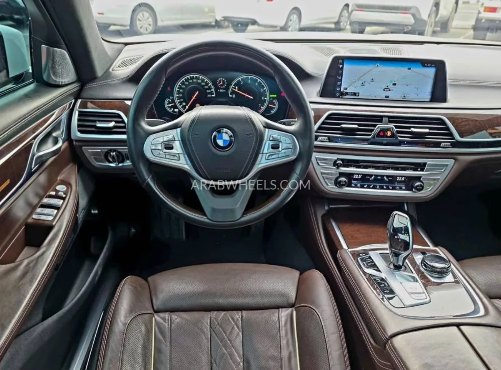 BMW 7 series 2016 for Sale in Dubai Image-10