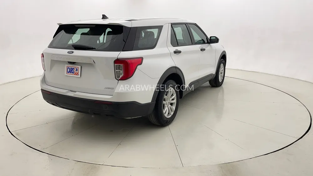 Ford Explorer 2022 for Sale in Dubai Image-3