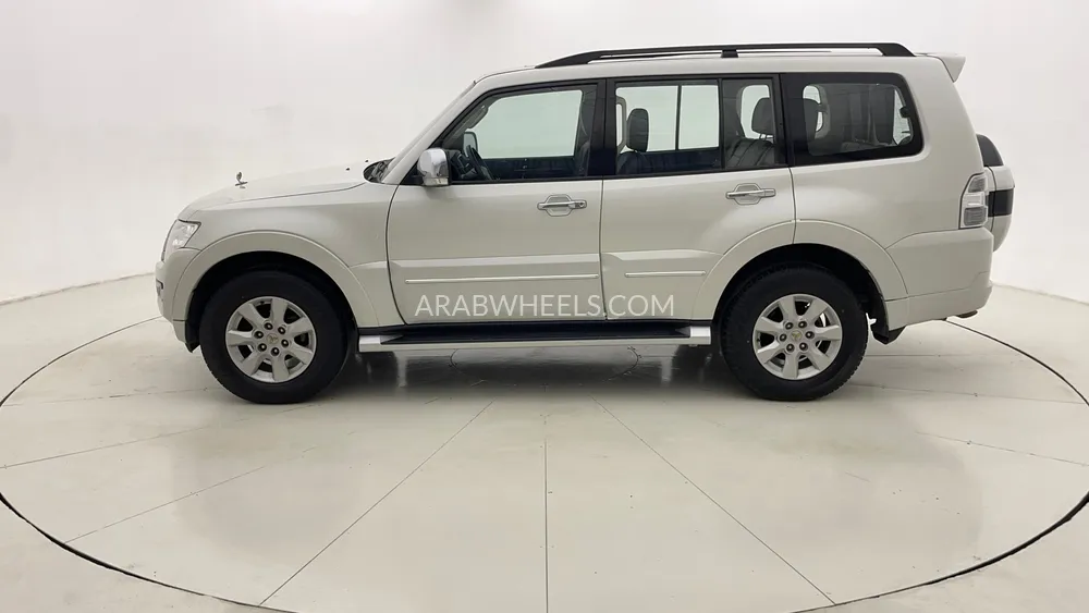 ميتسوبيشي باجيرو 2022 for Sale in دبي Image-6