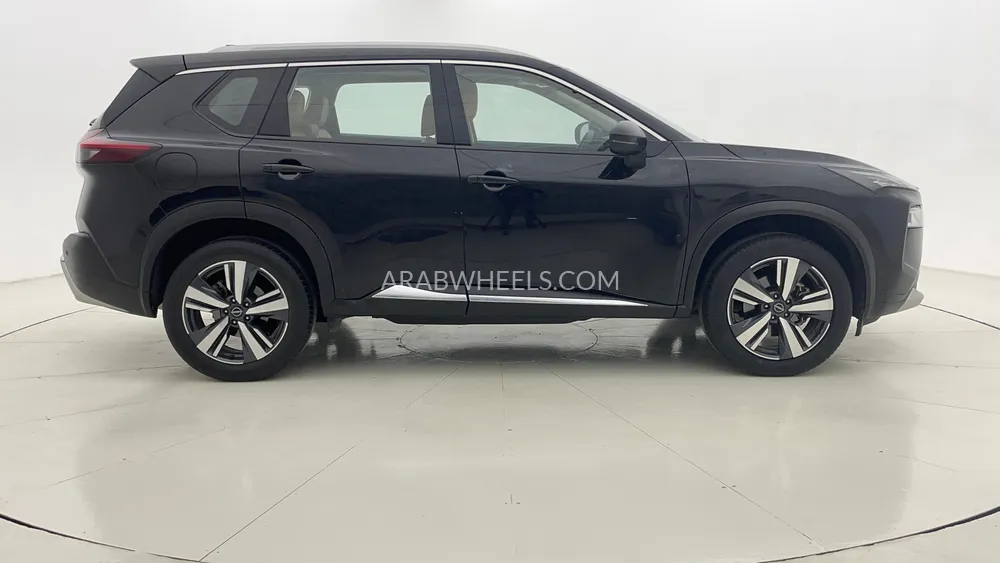 نيسان إكس تريل 2023 for Sale in دبي Image-2