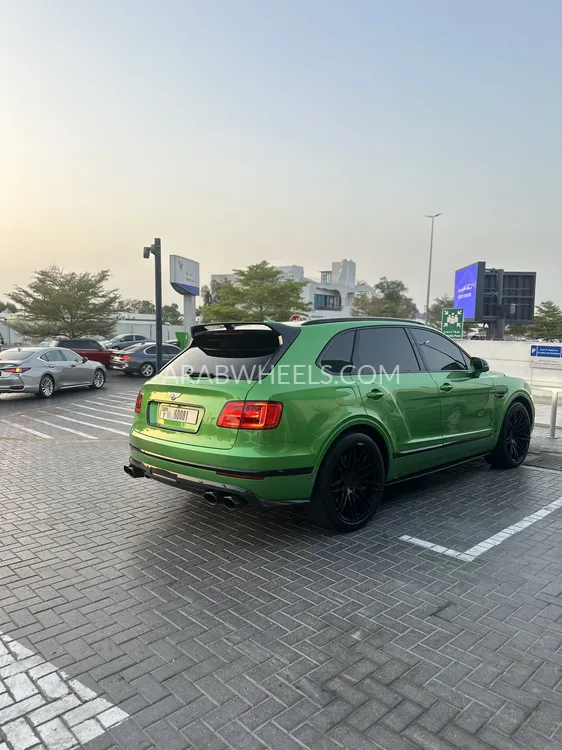 Bentley Bentayga 2017 for Sale in Dubai Image-7