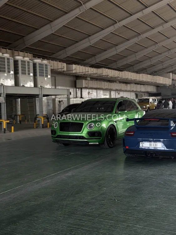 Bentley Bentayga 2017 for Sale in Dubai Image-4