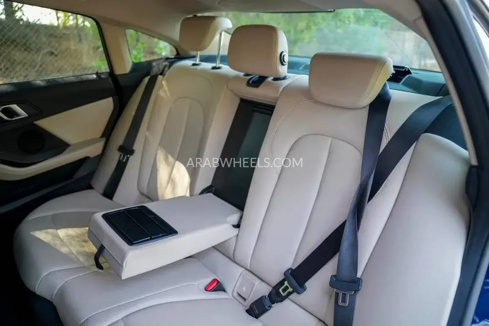 بي إم دبليو الفئة الثانية 2022 for Sale in الشارقة Image-7