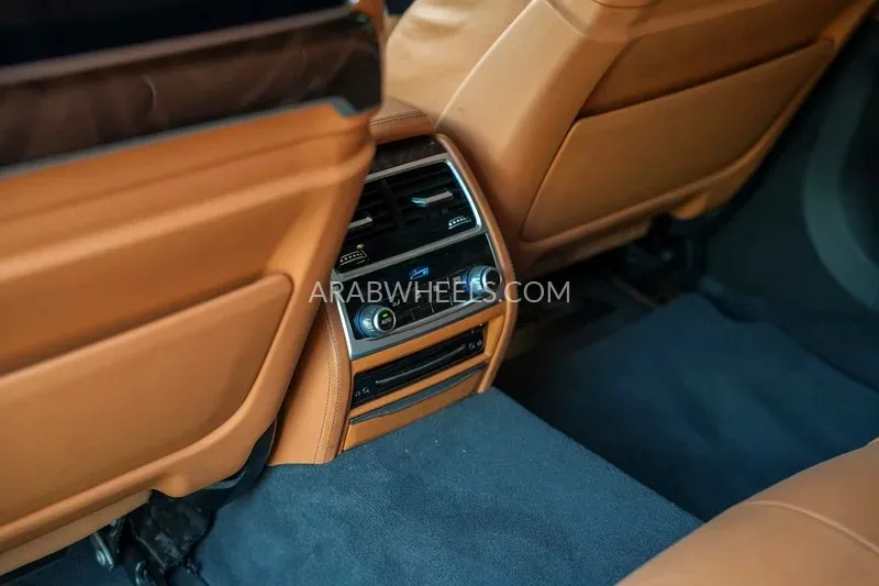 BMW 7 series 2021 for Sale in Sharjah Image-9