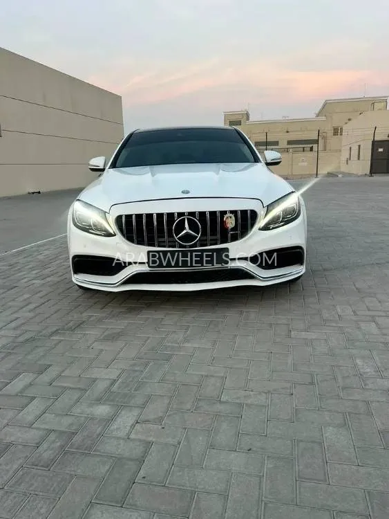 Mercedes Benz C Class 2009 for Sale in Sharjah Image-12