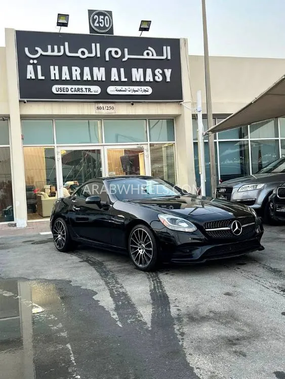 مرسيدس بنز SLC Class 2019 for Sale in الشارقة Image-2