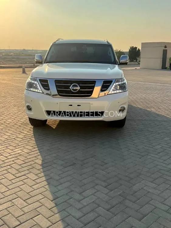 نيسان باترول 2014 for Sale in الشارقة Image-13