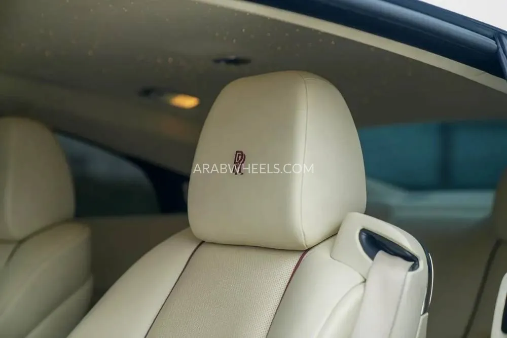 Rolls Royce Wraith 2016 for Sale in Sharjah Image-11