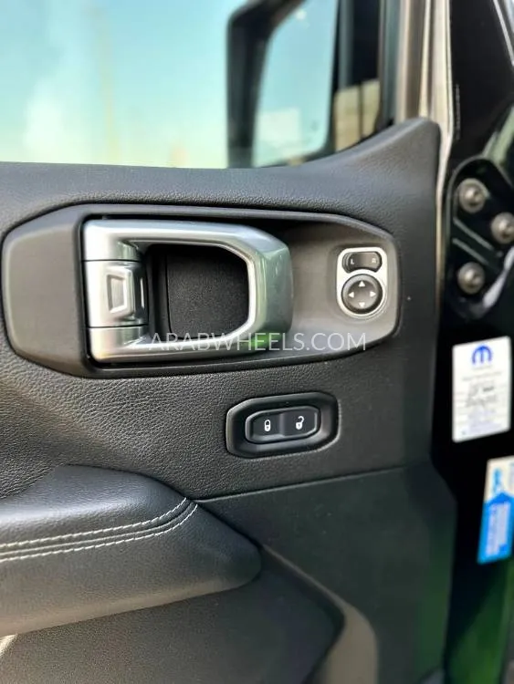 Jeep Wrangler 2020 for Sale in Dubai Image-3