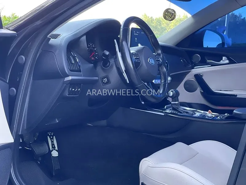 Kia Stinger 2019 for Sale in Sharjah Image-6