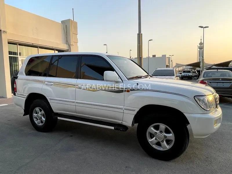 Toyota Land Cruiser 2005 for Sale in Sharjah Image-6