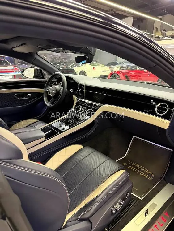 Bentley Continental GT 2024 for Sale in Dubai Image-7