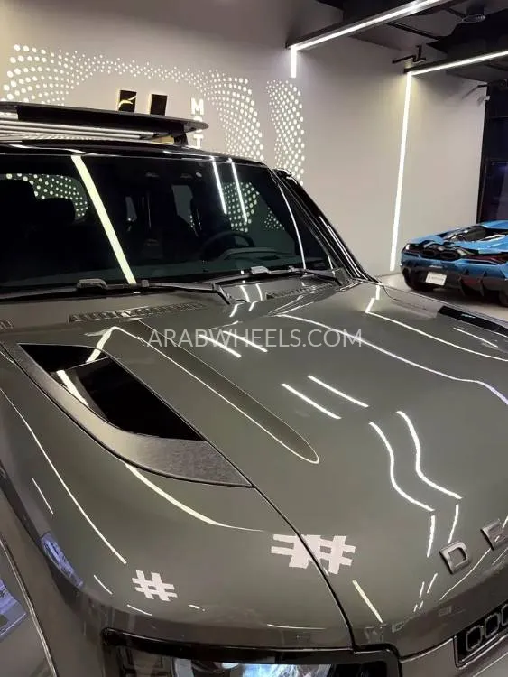 لاند روفر ديفندر 2025 for Sale in دبي Image-14