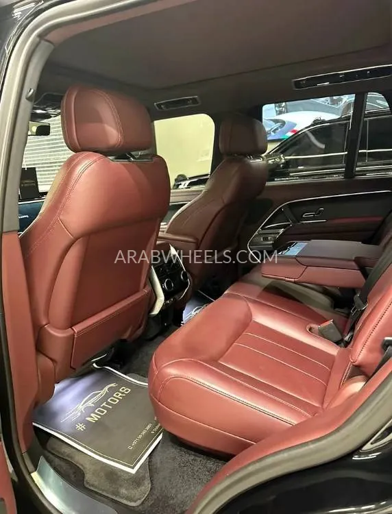 لاند روفر رينج روفر 2023 for Sale in دبي Image-6