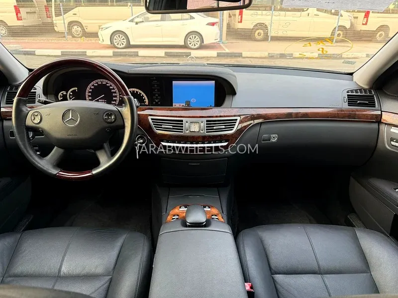 Mercedes Benz CLS Class 2009 for Sale in Dubai Image-18