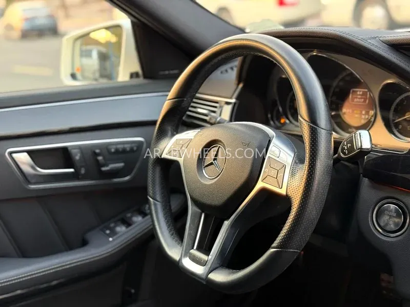 Mercedes Benz E Class 2012 for Sale in Dubai Image-18