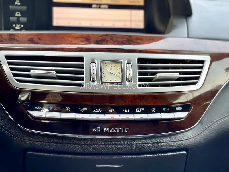 Mercedes Benz CLS Class 2012 for Sale in Dubai Image-8
