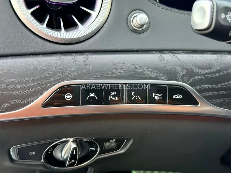 Mercedes Benz CLS Class 2018 for Sale in Dubai Image-2