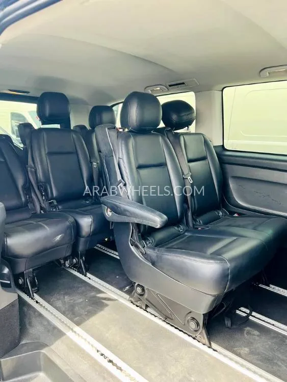 مرسيدس بنز فيتو 2018 for Sale in الشارقة Image-2