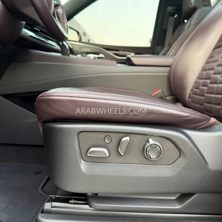 Cadillac Escalade 2022 for Sale in Dubai Image-5