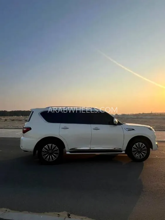 Nissan Patrol 2017 for Sale in Sharjah Image-8