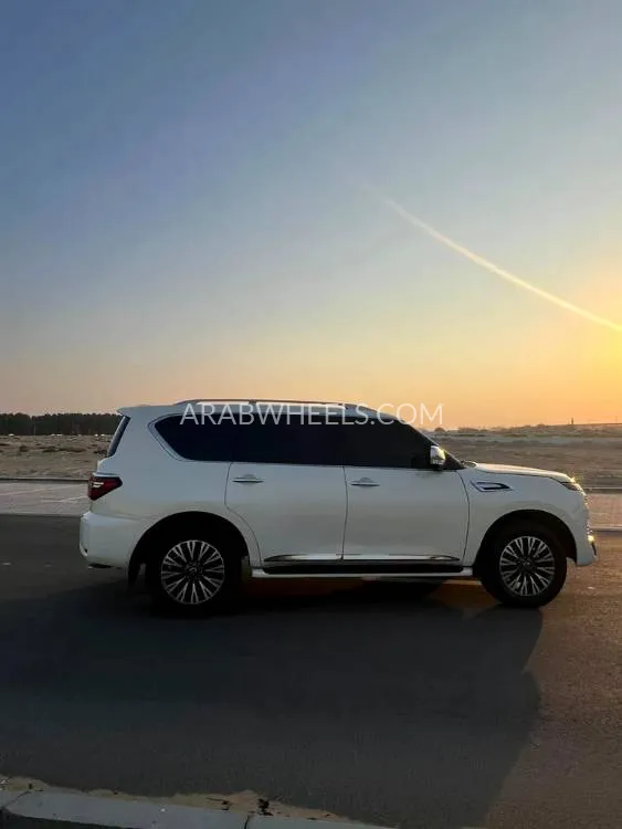 Nissan Patrol 2017 for Sale in Sharjah Image-16