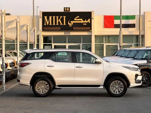 Toyota Fortuner 4.0L VXR 2025