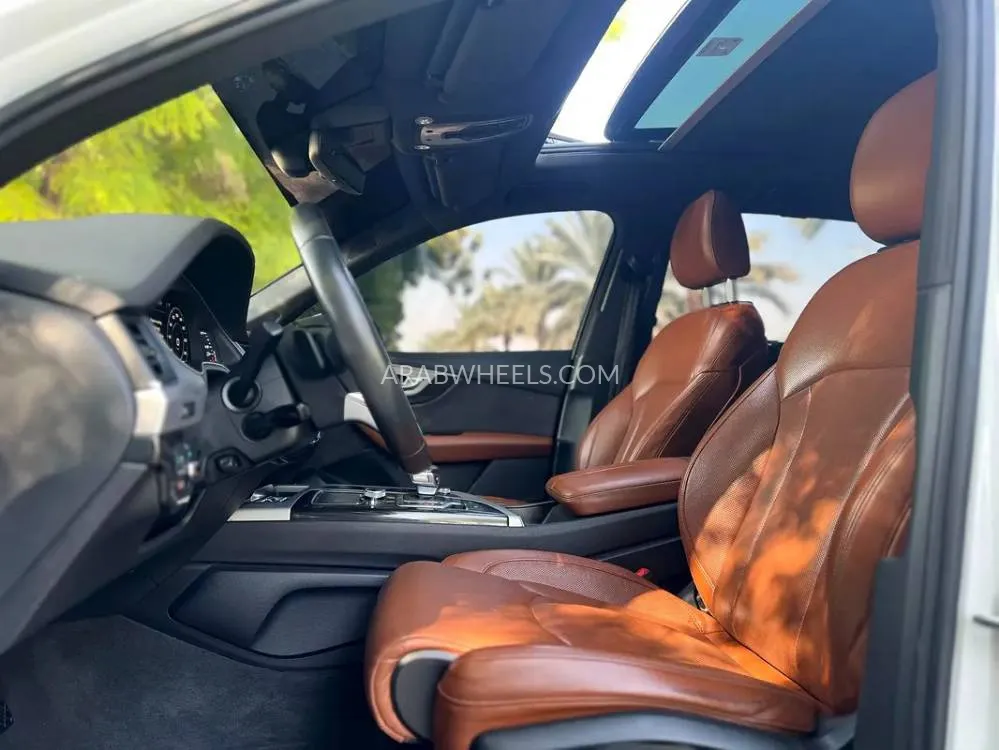 Audi Q7 2016 for Sale in Sharjah Image-14