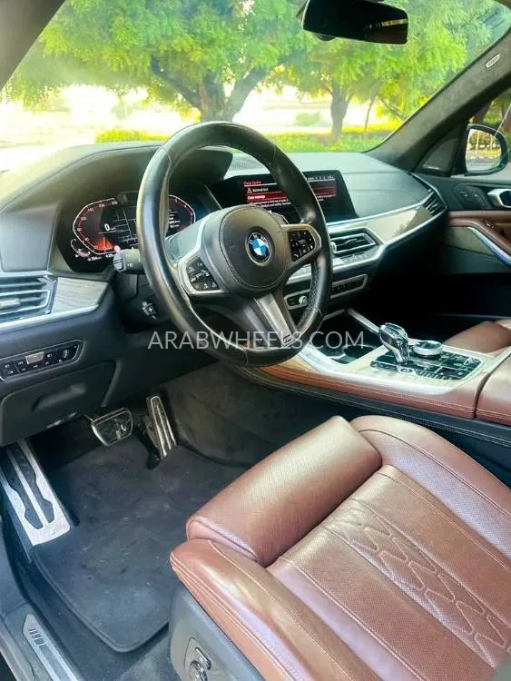 BMW X7 2020 for Sale in Sharjah Image-3