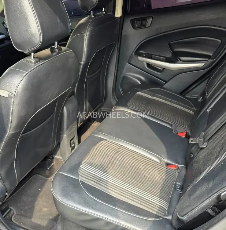 Ford Ecosport 2019 for Sale in Sharjah Image-9