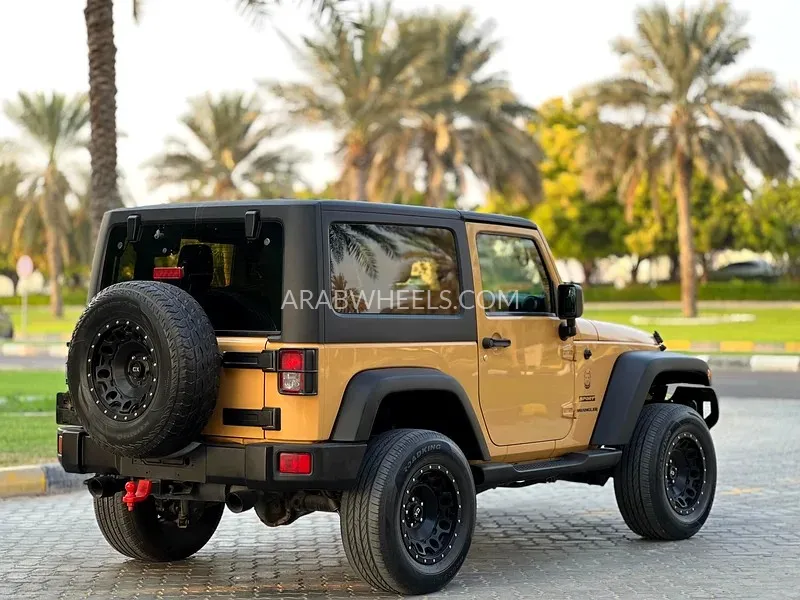 Jeep Wrangler 2014 for Sale in Sharjah Image-10