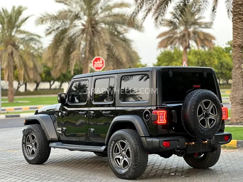 Jeep Wrangler 2018 for Sale in Sharjah Image-18