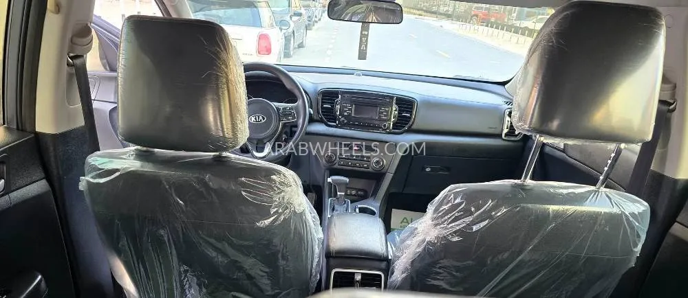 Kia Sportage 2018 for Sale in Sharjah Image-10