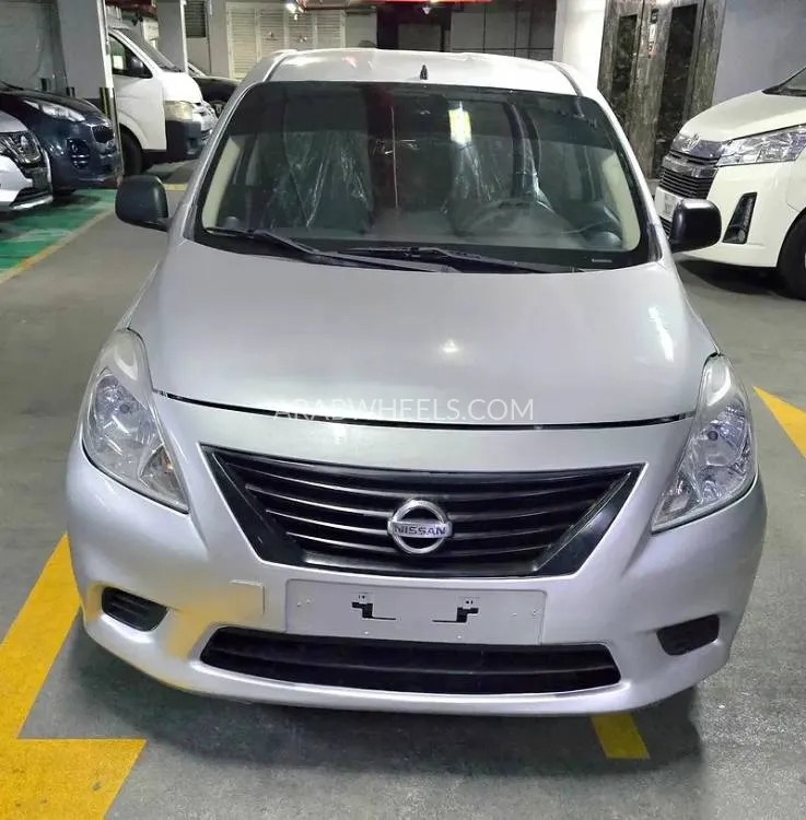 Nissan Sunny 2013 for Sale in Sharjah Image-6