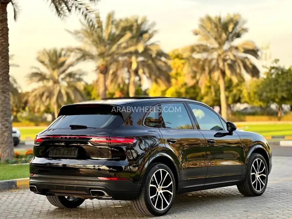 Porsche Cayenne 2019 for Sale in Sharjah Image-6