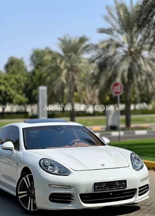 Porsche Panamera 2014 for Sale in Sharjah Image-16