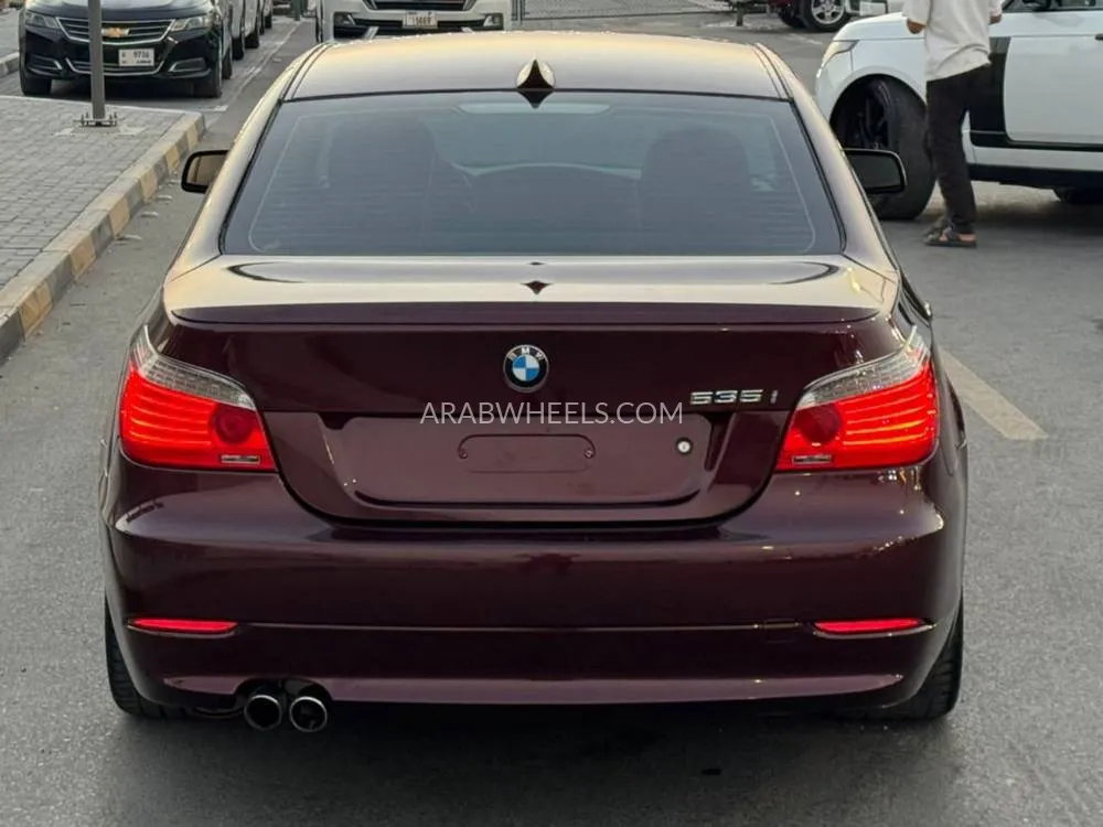 BMW 5 series 2010 for Sale in Sharjah Image-8