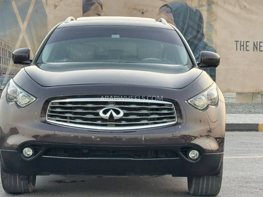 Infiniti FX35 2010 for Sale in Sharjah Image-5