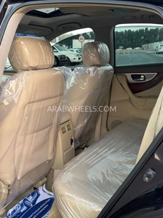 Infiniti FX35 2010 for Sale in Sharjah Image-14