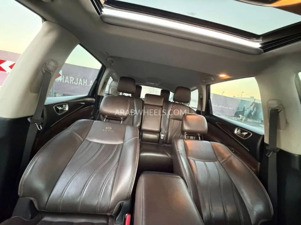 Infiniti JX35 2013 for Sale in Sharjah Image-16