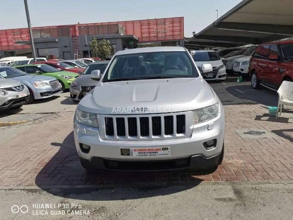 Jeep Cherokee 2012 for Sale in Sharjah Image-6