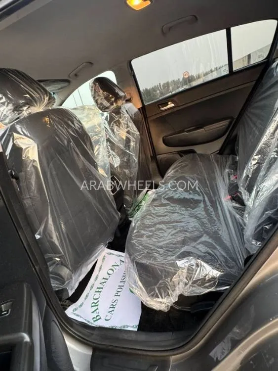 Kia Sportage 2018 for Sale in Sharjah Image-17