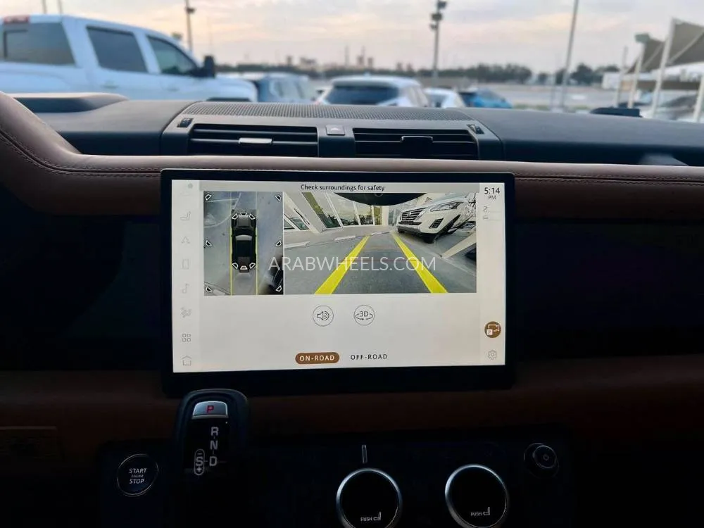 Land Rover Defender 2024 for Sale in Sharjah Image-10