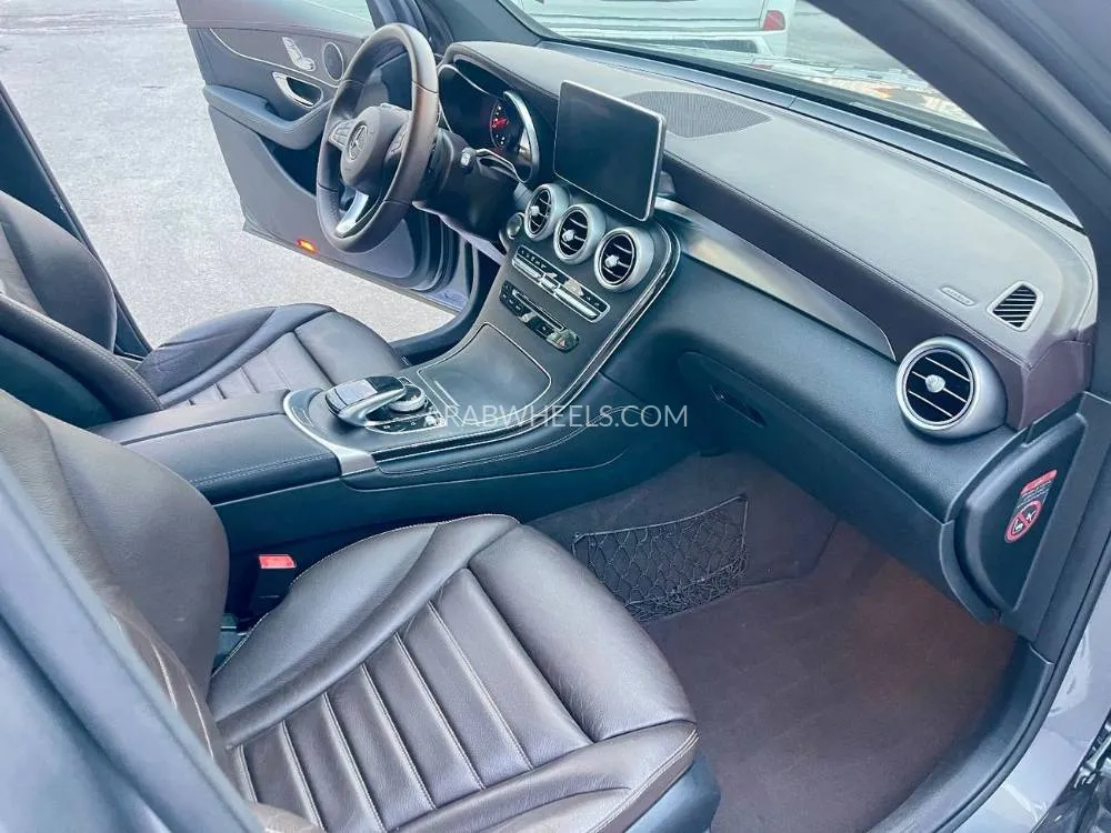 Mercedes Benz GLC Class 2017 for Sale in Sharjah Image-16